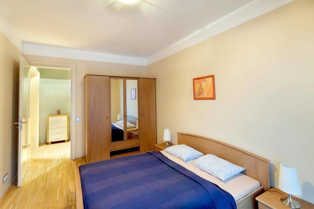 Luxury Apartment River Diamond Residence Прага Экстерьер фото