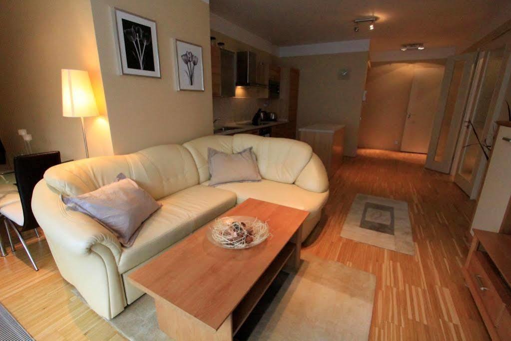 Luxury Apartment River Diamond Residence Прага Экстерьер фото
