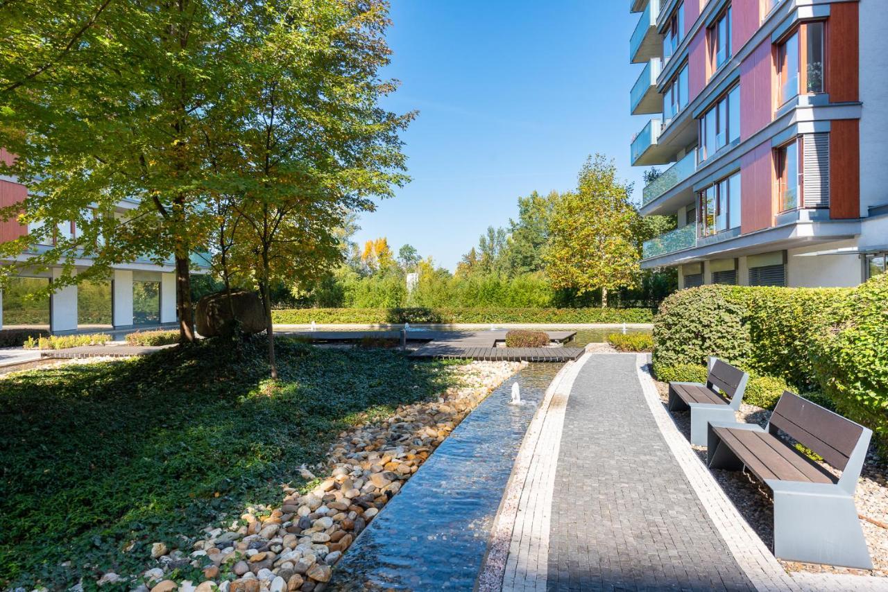 Luxury Apartment River Diamond Residence Прага Экстерьер фото