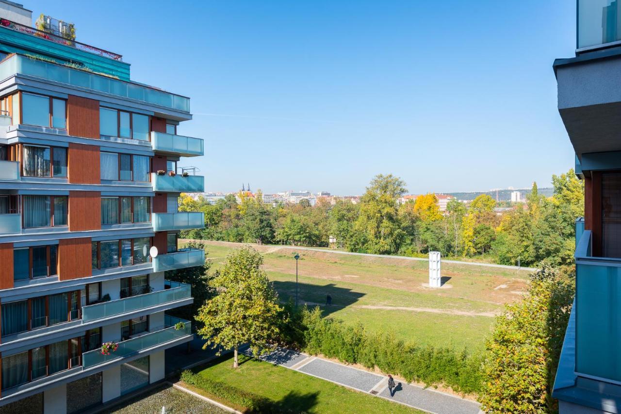 Luxury Apartment River Diamond Residence Прага Экстерьер фото